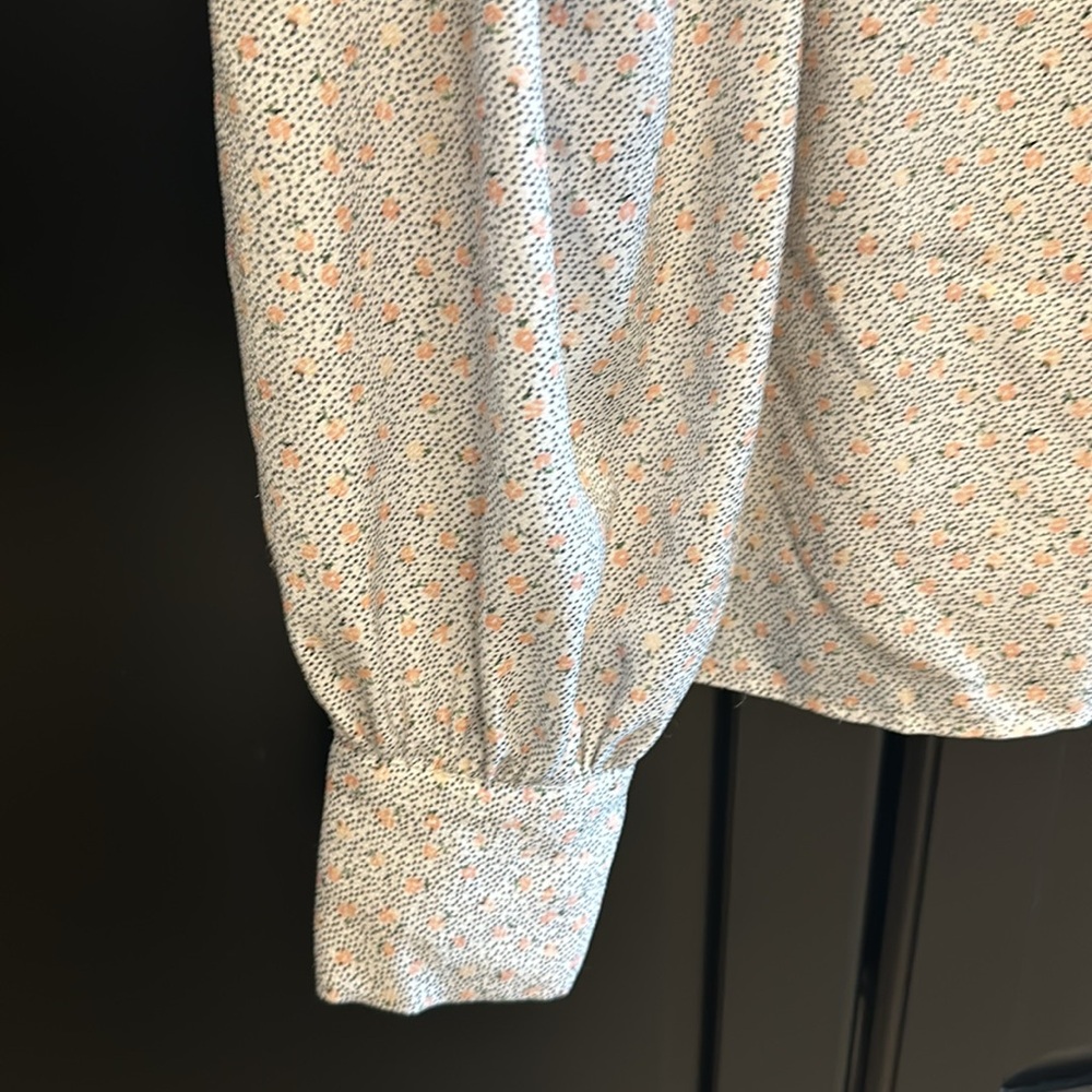 Floral blouse - Picture 3 of 5